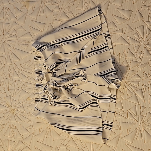 FAVLUX Fashion short set - Picture 2 of 7